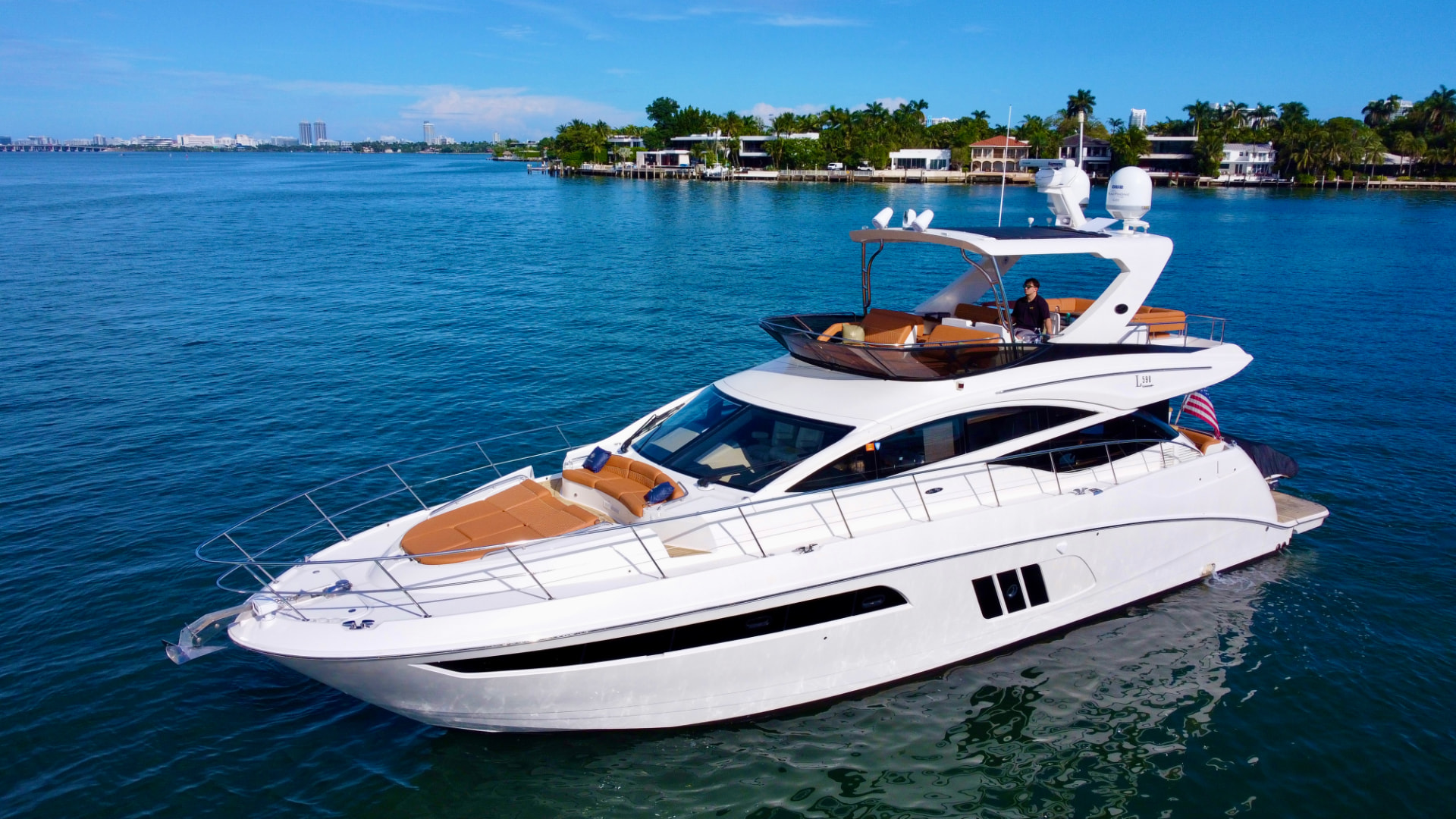 Sea Ray Flybridge 64' yacht for rent in Miami — photo 1
